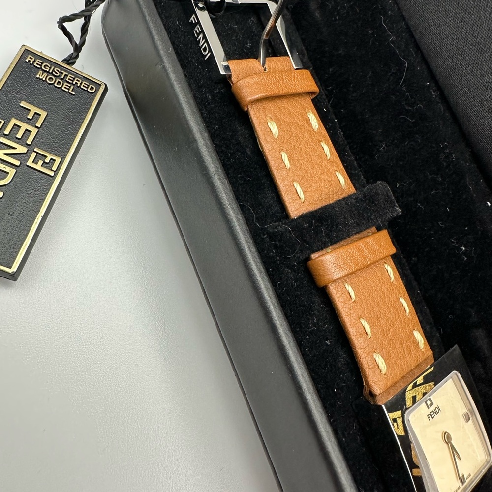 Fendi Watch - Picture 4 of 12